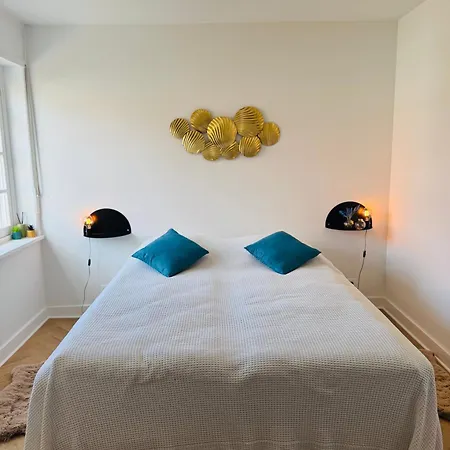 Гостевой дом Stijlvolle Slaapkamers Met Privebadkamer In Concessiewijk, Op Steenworp Het *